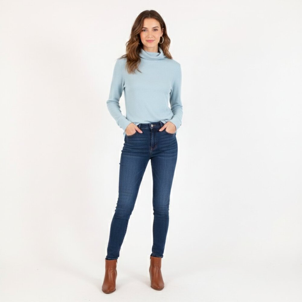 *Eddie Bauer Crepe Light Blue Long Sleeve Turtleneck